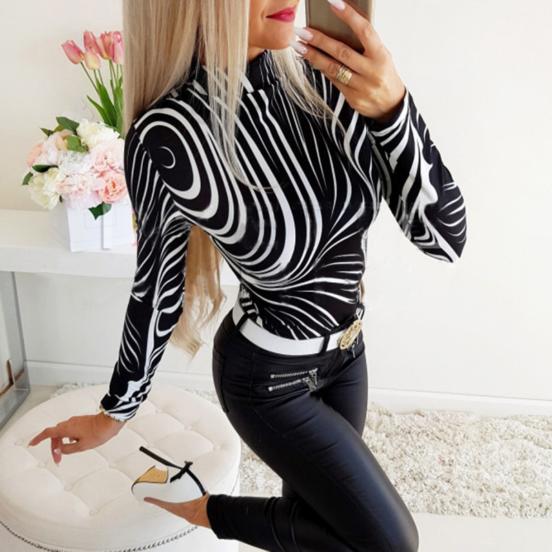 Thin printed long sleeve T-shirt top - Image 2