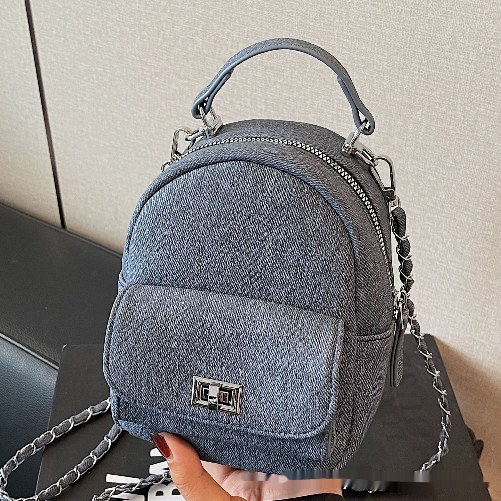 Korean Style Solid Color High-end British Casual Backpack - Image 2